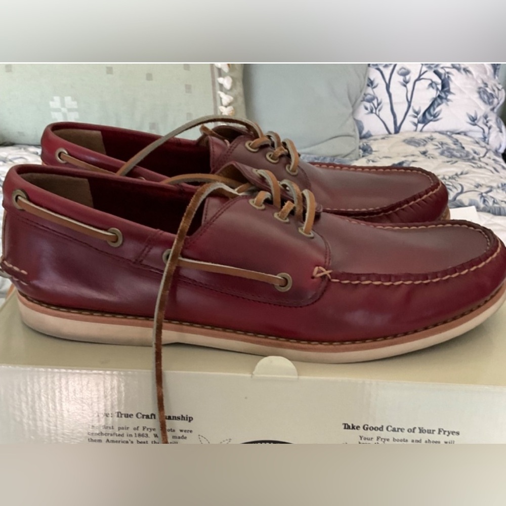 Frye Sully Boat Shoes leather burgundy oxblood red Leather slip on boat shoe 12